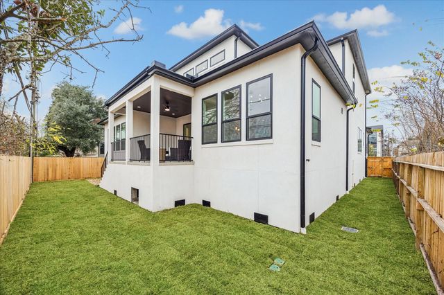 4509 Mimosa Drive, Bellaire, TX 77401