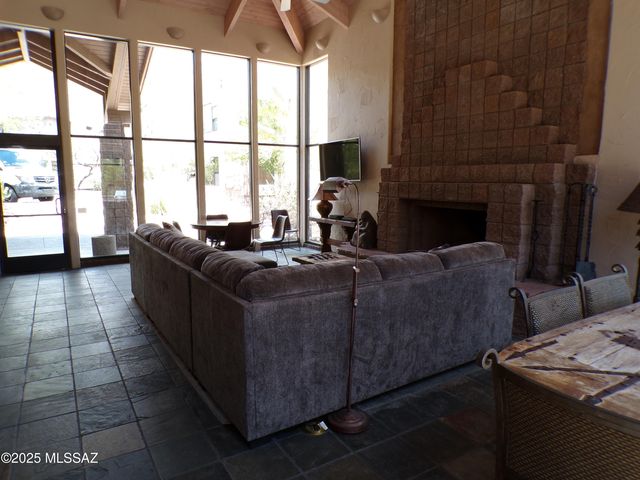 6655 N Canyon Crest Dr Unit 19101, Tucson, AZ 85750