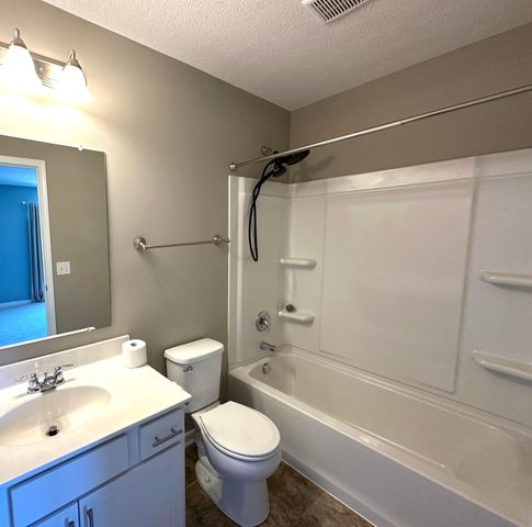 5545 Eagle River Drive, 649, Dublin, OH 43016