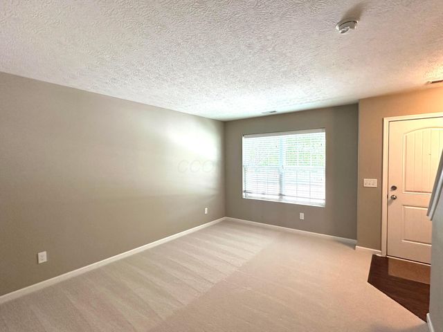 5545 Eagle River Drive, 649, Dublin, OH 43016