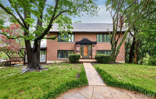 4535 Marlboro Court, Pasadena Hills, MO 63121