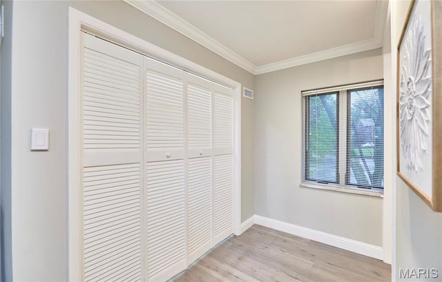 4535 Marlboro Court, Pasadena Hills, MO 63121