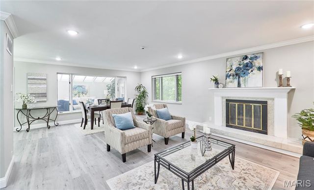 4535 Marlboro Court, Pasadena Hills, MO 63121