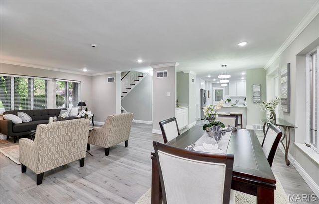 4535 Marlboro Court, Pasadena Hills, MO 63121