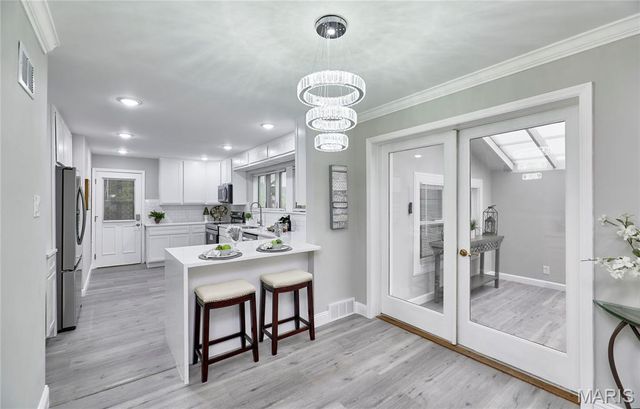 4535 Marlboro Court, Pasadena Hills, MO 63121