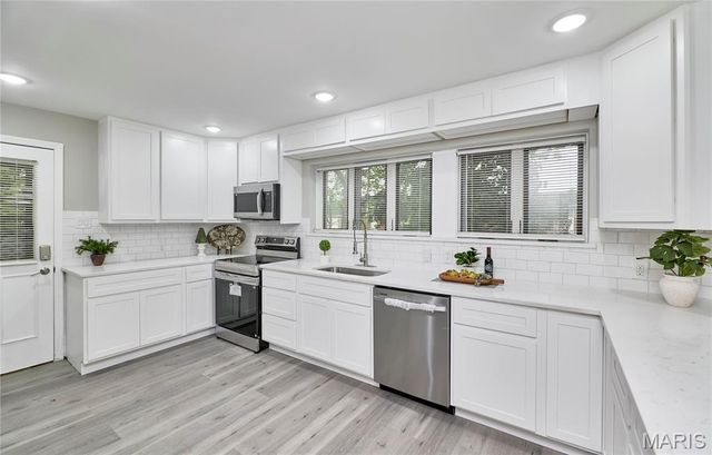 4535 Marlboro Court, Pasadena Hills, MO 63121