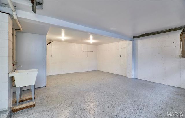 4535 Marlboro Court, Pasadena Hills, MO 63121