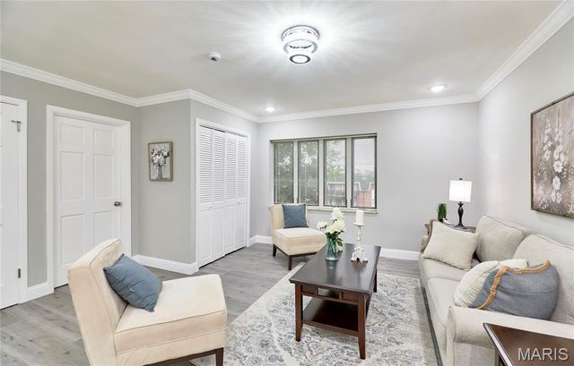 4535 Marlboro Court, Pasadena Hills, MO 63121