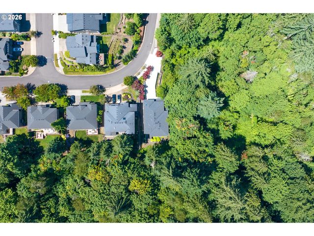 12252 Sw 13TH Ct, Portland, OR 97219