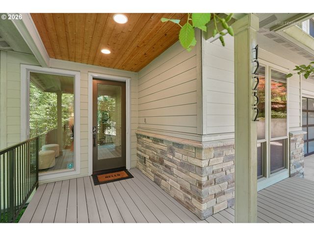 12252 Sw 13TH Ct, Portland, OR 97219