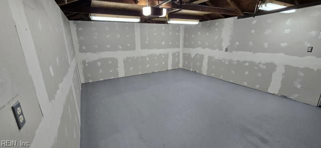 32 W. Southampton AVE, Hampton, VA 23669