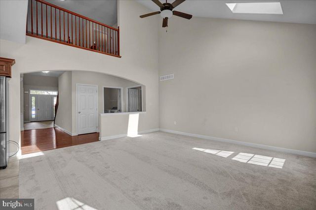 1004 HELM LN, Reading, PA 19605
