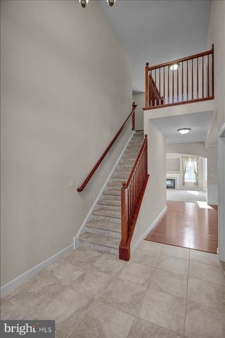 1004 HELM LN, Reading, PA 19605