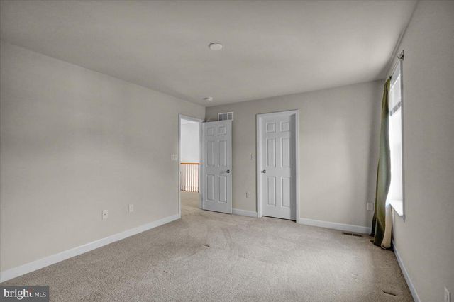 1004 HELM LN, Reading, PA 19605