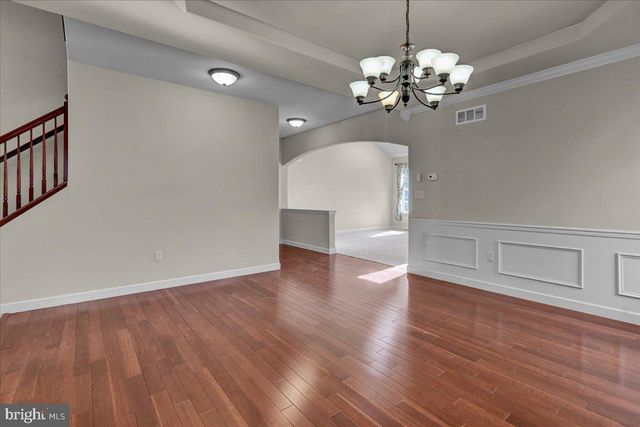 1004 HELM LN, Reading, PA 19605