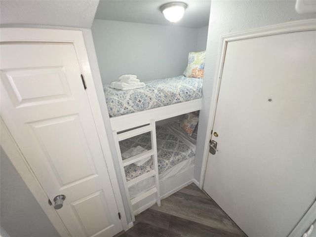9520 Seawall Boulevard 216, Galveston, TX 77554