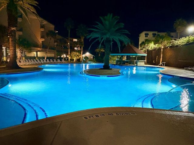 9520 Seawall Boulevard 216, Galveston, TX 77554