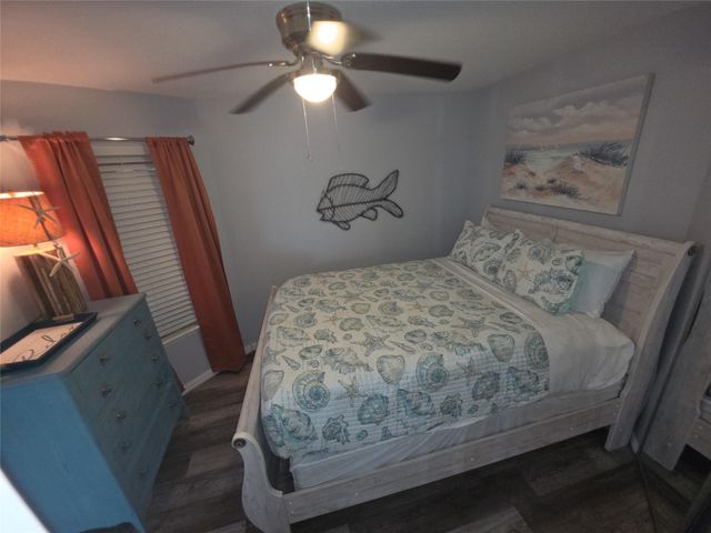 9520 Seawall Boulevard 216, Galveston, TX 77554