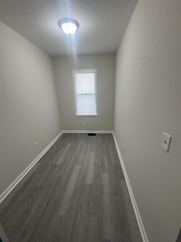 15827 Tracey Street, Detroit, MI 48227