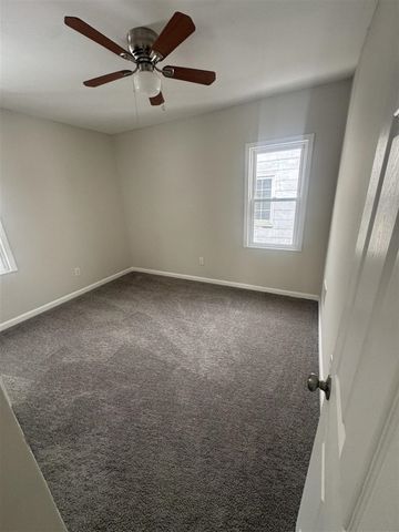 15827 Tracey Street, Detroit, MI 48227