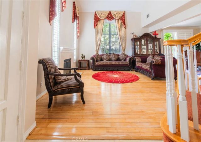 339 California, Arcadia, CA 91006