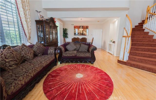 339 California, Arcadia, CA 91006