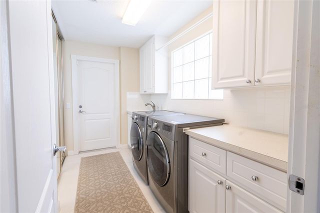 8876 ESTEPONA COURT, Sarasota, FL 34238