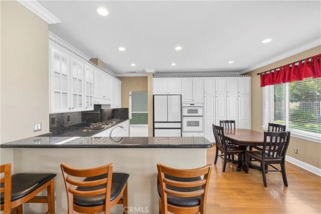 21658 Canyon Heights Circle, Saugus, CA 91390