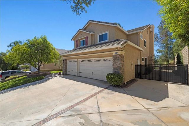 21658 Canyon Heights Circle, Saugus, CA 91390