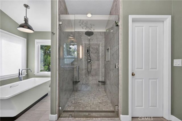 21658 Canyon Heights Circle, Saugus, CA 91390