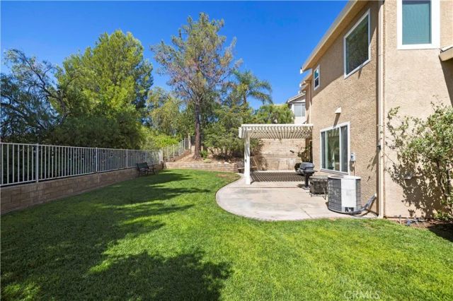 21658 Canyon Heights Circle, Saugus, CA 91390