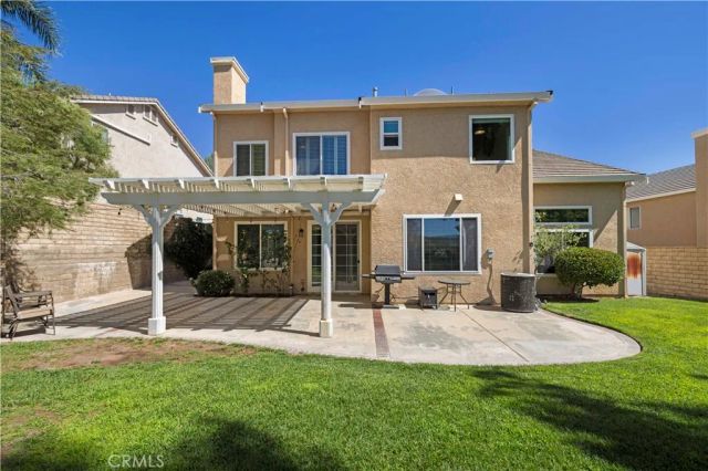 21658 Canyon Heights Circle, Saugus, CA 91390