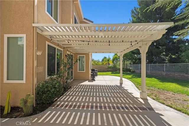 21658 Canyon Heights Circle, Saugus, CA 91390