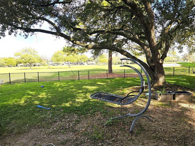 7310 Benwich Circle, Houston, TX 77095