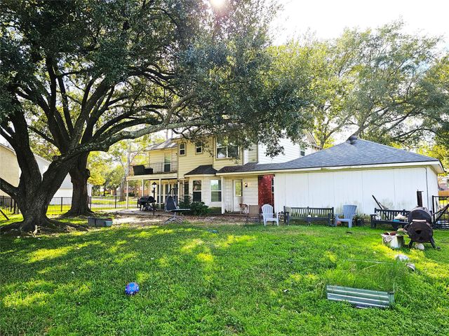 7310 Benwich Circle, Houston, TX 77095
