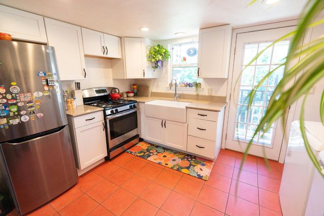 5223 15th Ave, Sacramento, CA 95820