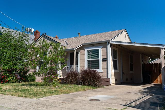 5223 15th Ave, Sacramento, CA 95820