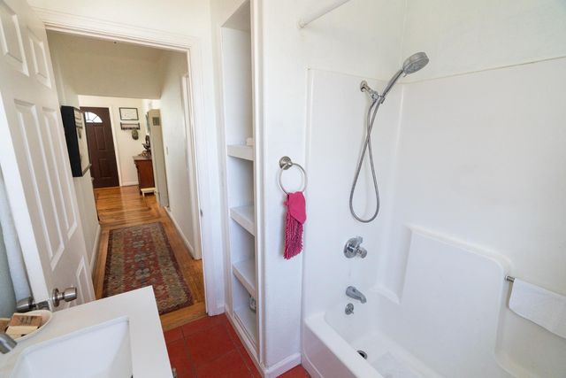 5223 15th Ave, Sacramento, CA 95820