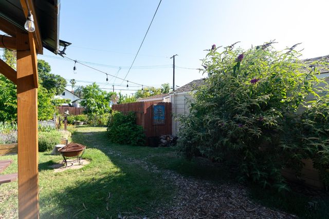 5223 15th Ave, Sacramento, CA 95820