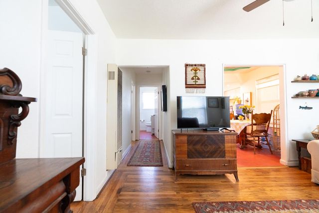 5223 15th Ave, Sacramento, CA 95820