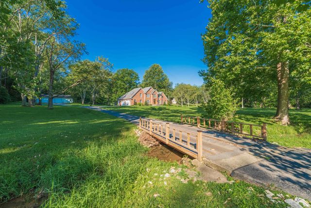 1540 E Linda Lane, Bloomington, IN 47401