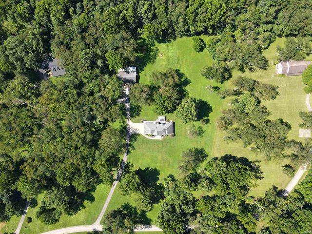 1540 E Linda Lane, Bloomington, IN 47401