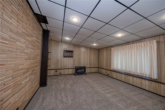 253 Willow Dr, Monroeville, PA 15146