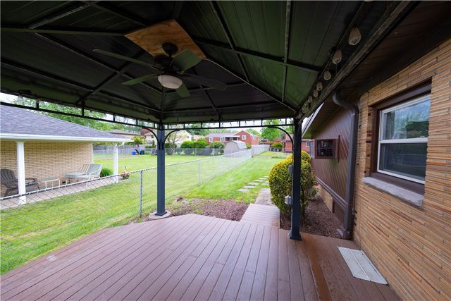253 Willow Dr, Monroeville, PA 15146