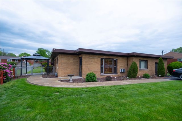 253 Willow Dr, Monroeville, PA 15146