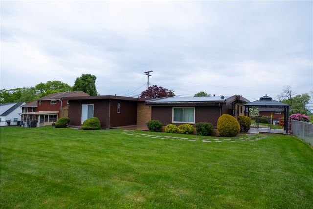 253 Willow Dr, Monroeville, PA 15146
