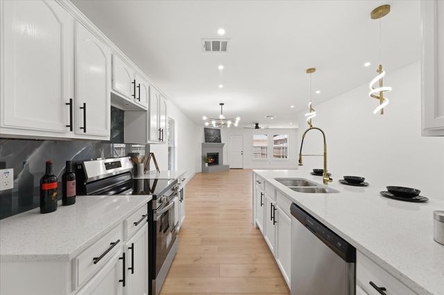 1941 Indian Lilac Drive, Lancaster, TX 75146