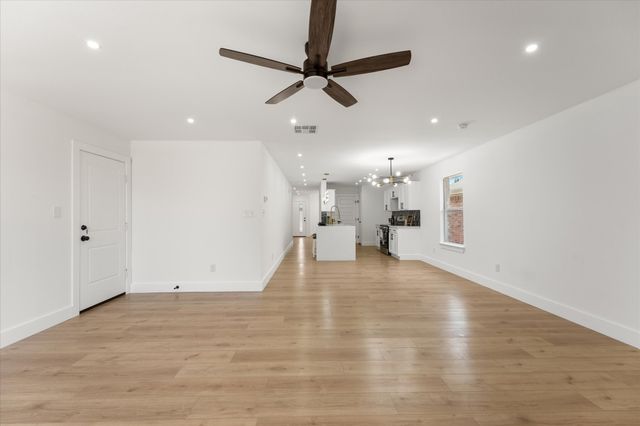 1941 Indian Lilac Drive, Lancaster, TX 75146