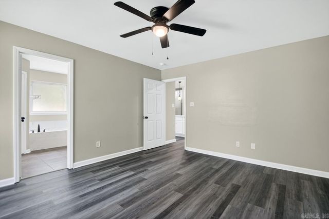 1100 Fox Chase, Bryant, AR 72002