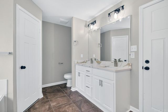 1100 Fox Chase, Bryant, AR 72002